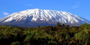 Mont Kilimandjaro (5 895 m)