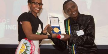 تنزاني يفوز بجائزة الابتكار مع نظام تنقية المياه