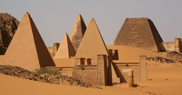 Pyramides en Nubie (Soudan)