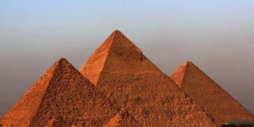 As pirâmides de Gizé