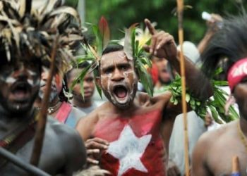 Kolonisering och folkmord som ignoreras av papuanerna