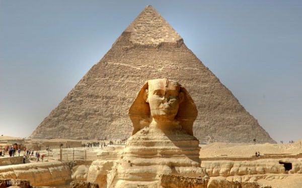 Le Sphinx et la pyramide de Guizeh